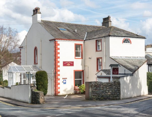 Acorn House Hotel Exterior